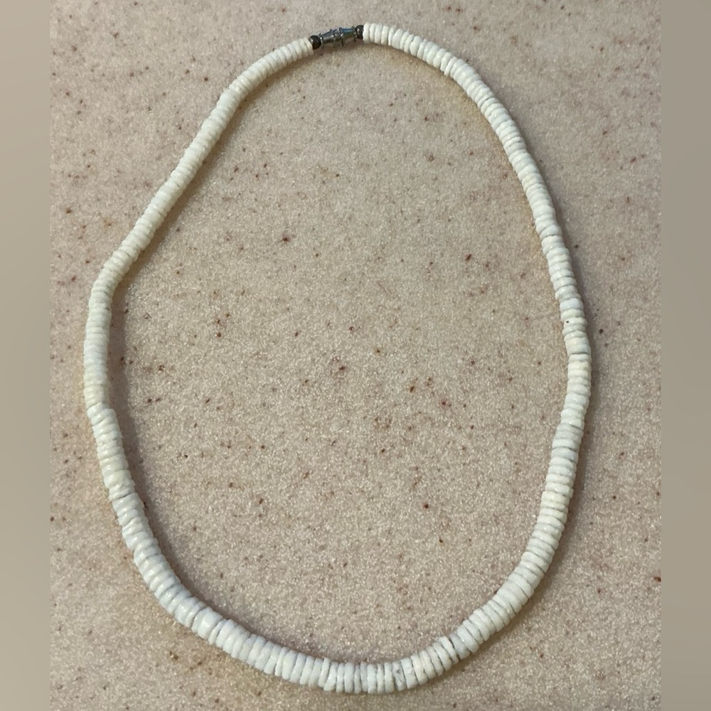 Elegant Cream Beaded Necklace